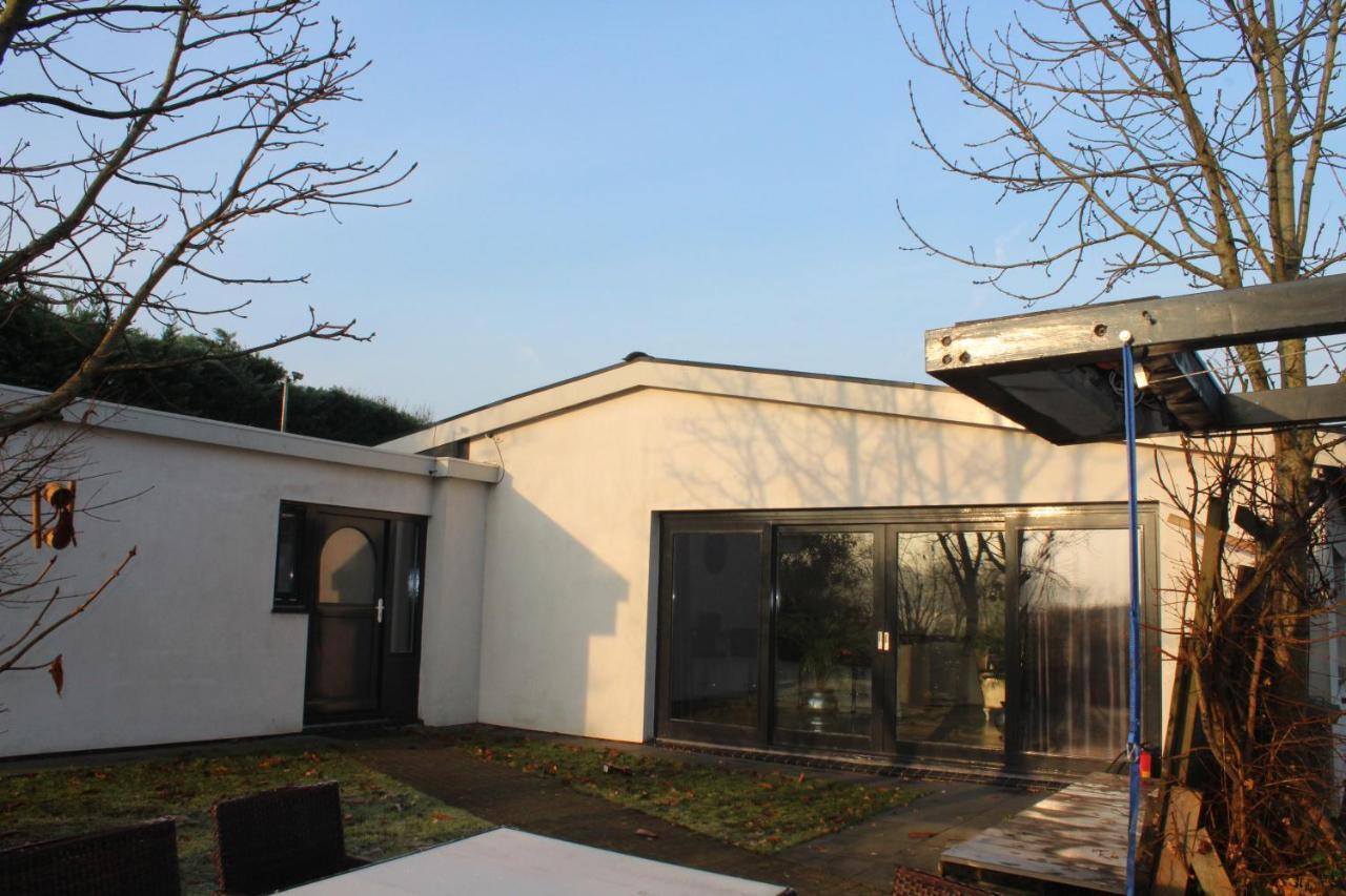 Bungalow Haarlem Amsterdam With Jacuzzi Vijfhuizen Exteriör bild
